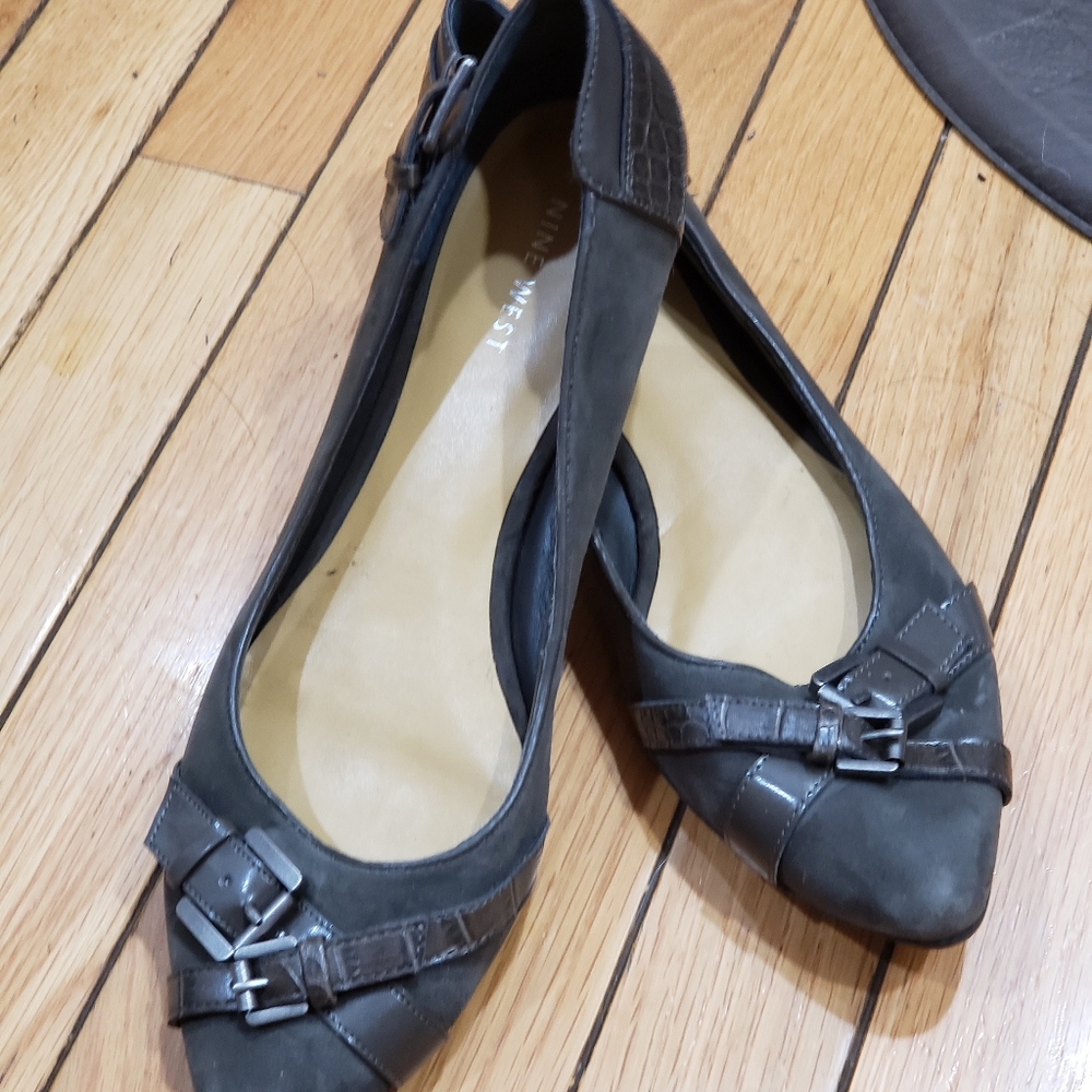 Nine west flats